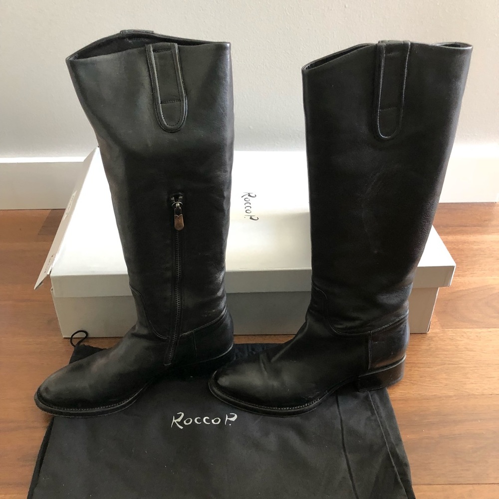 Stunning Rocco P leather flat boots - size 6